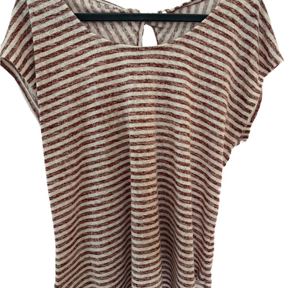 Bobeau Striped Red/Brown and White Women's Caty Twist Back Tee - Picture 4 of 4